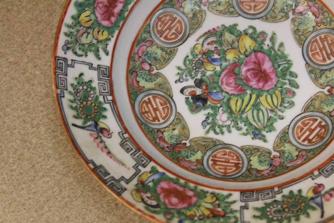 Antique/Vintage Chinese Rose Medallion Soup Bowl - 4