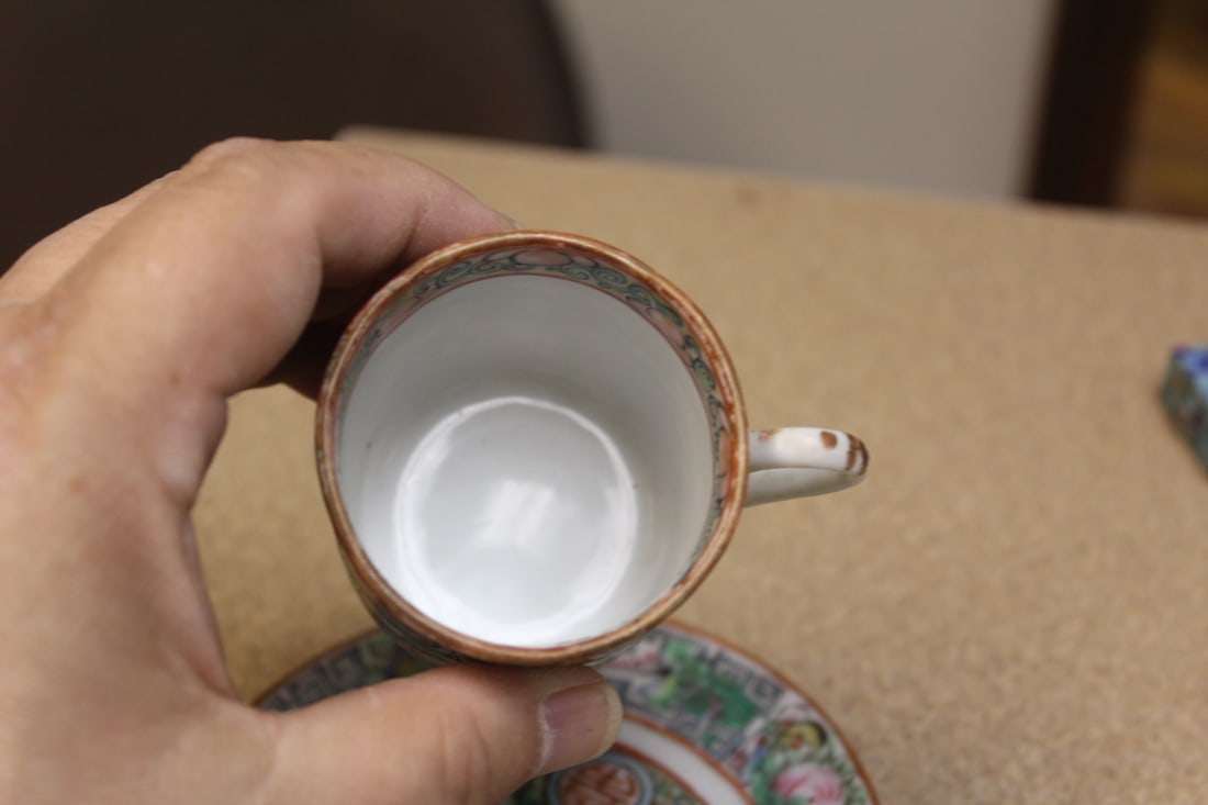Vintage chinese Rose Medallion Cup and Saucer - 2