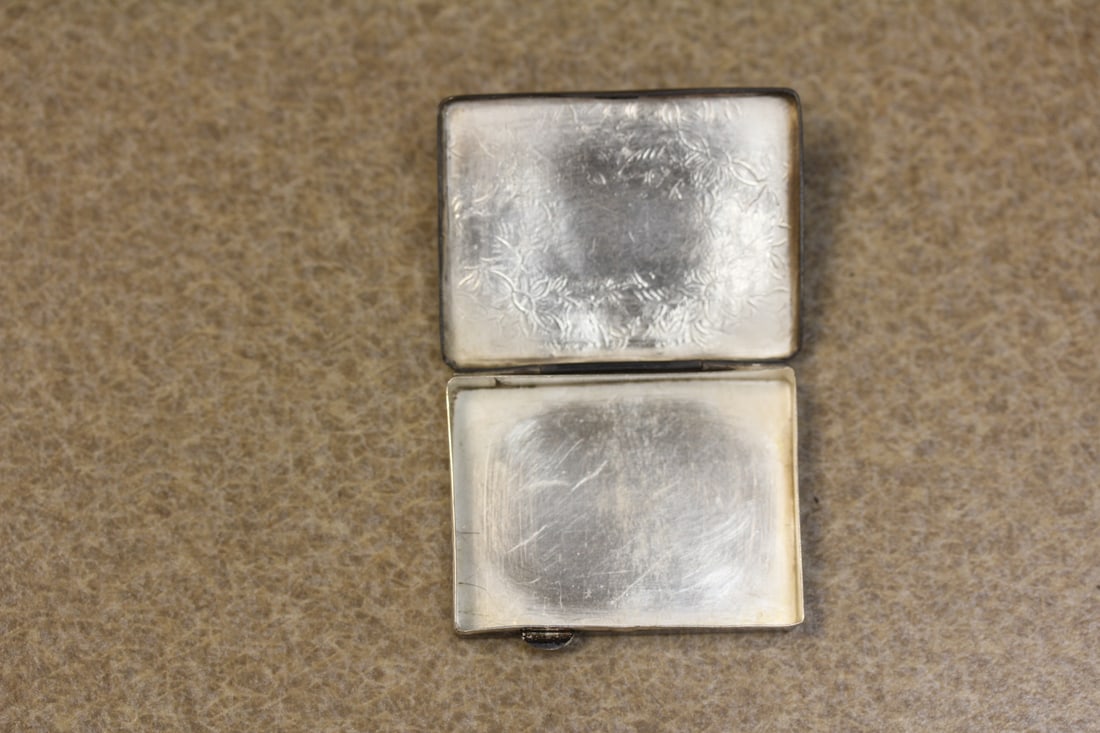 Antique Chinese Pill Box - 2