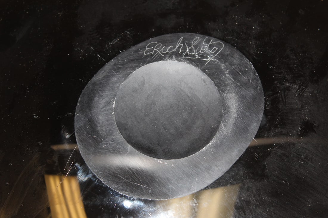 Signed Erich Suto Artglass Charger - 7