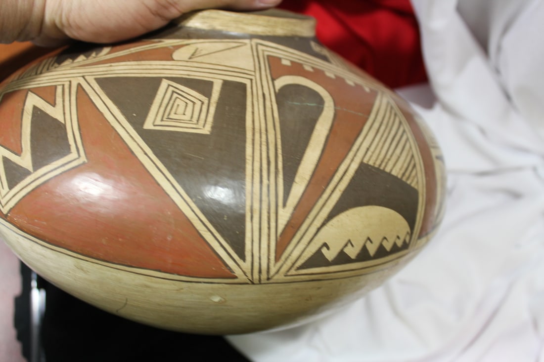 A Mata Ortiz or Native American Pottery Vase - 6