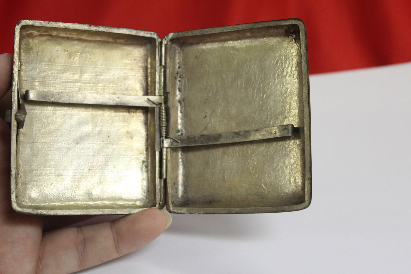 A Chinese Cloisonne and Dragon Cigarette Case - 6