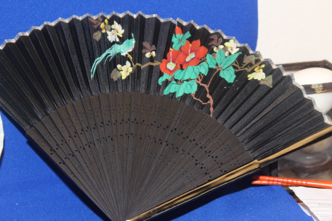 Lot of 2 Chinese Fans - 3