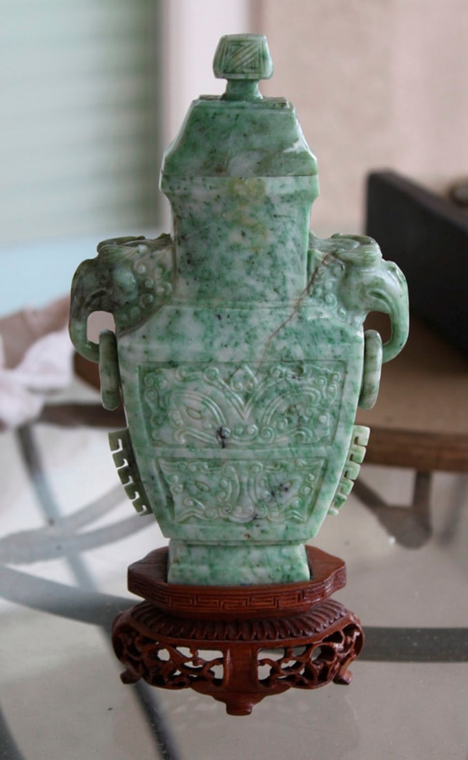 Chinese Jadeite Urn With Lid - 2