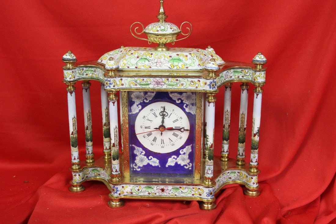 A Cloisonne Clock: self wind - currently not working, most likely needs some sort of adjustment - 9 inches across