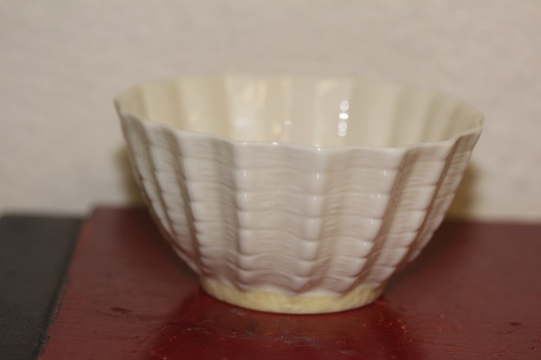 Belleek Bowl: 3 7/8" in diameter