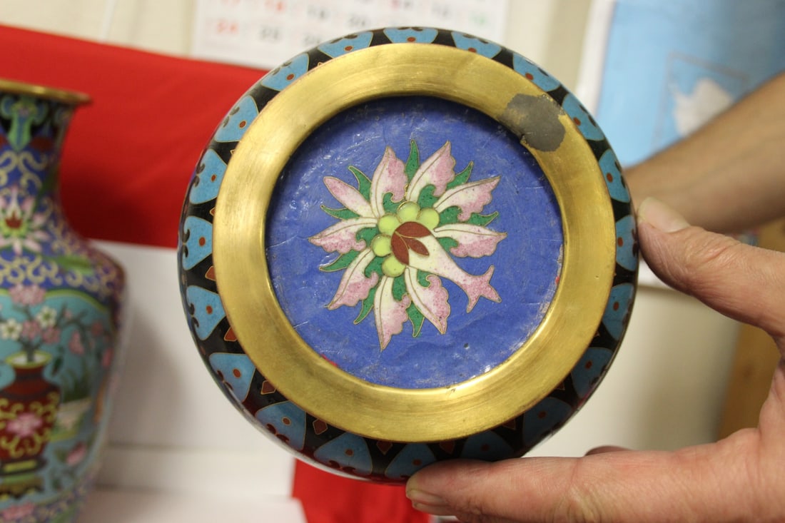 Pair of Well Made Cloisonne Vases - 3