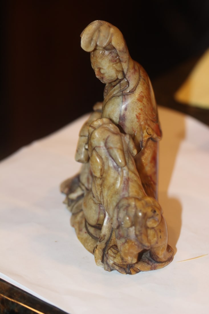 Vintage Chinese Kwan Yin with Foo Dog - 5