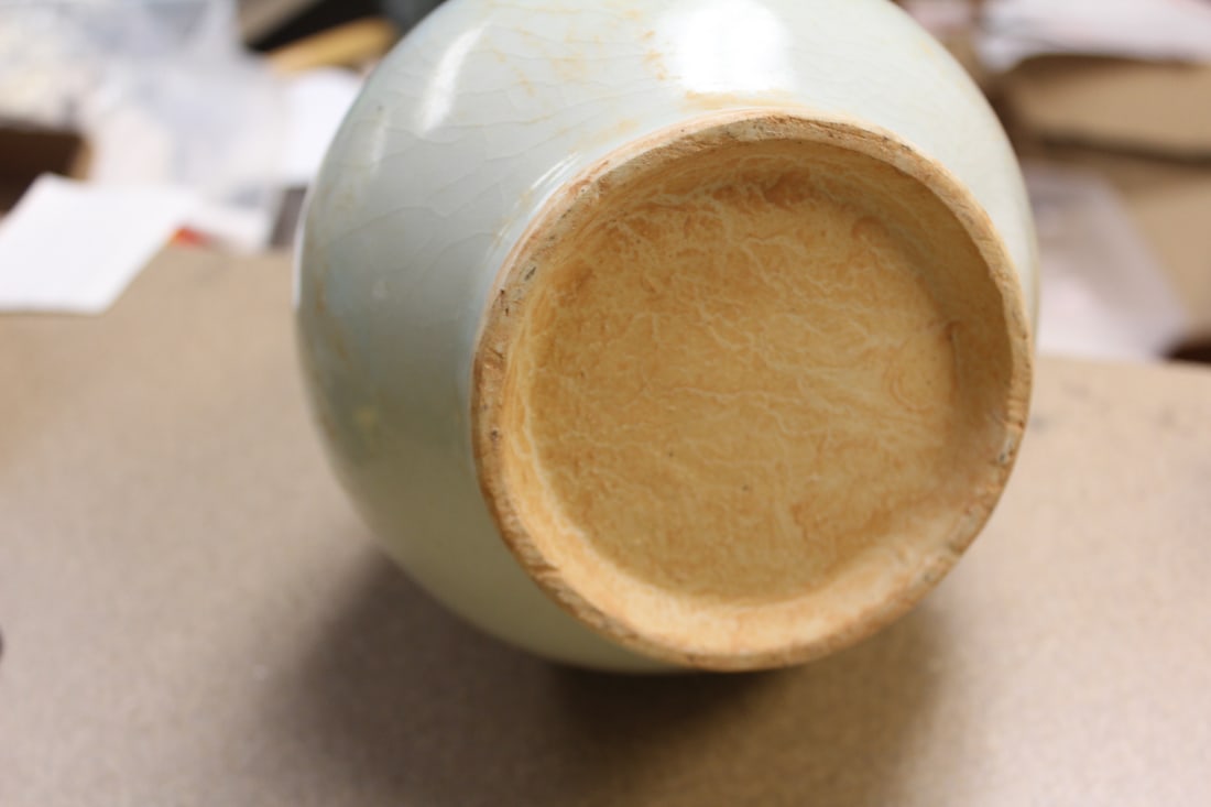 Oriental Light Celadon Vase - 8
