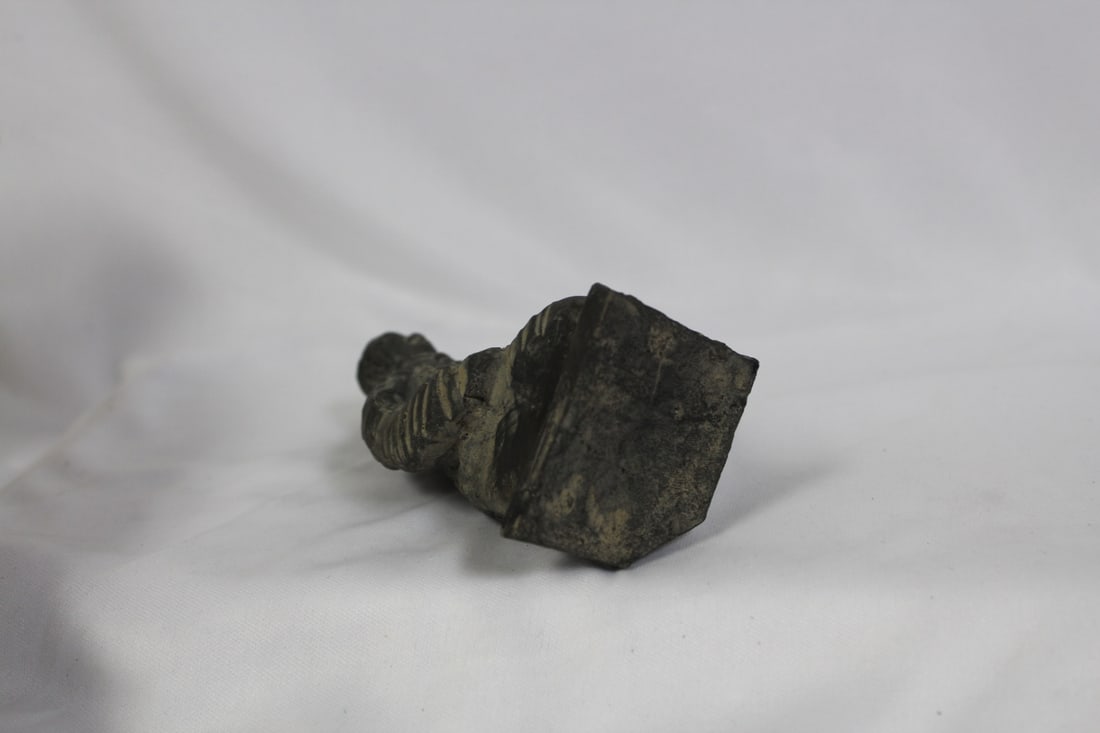 A Teracotta Chinese Figurine - 4