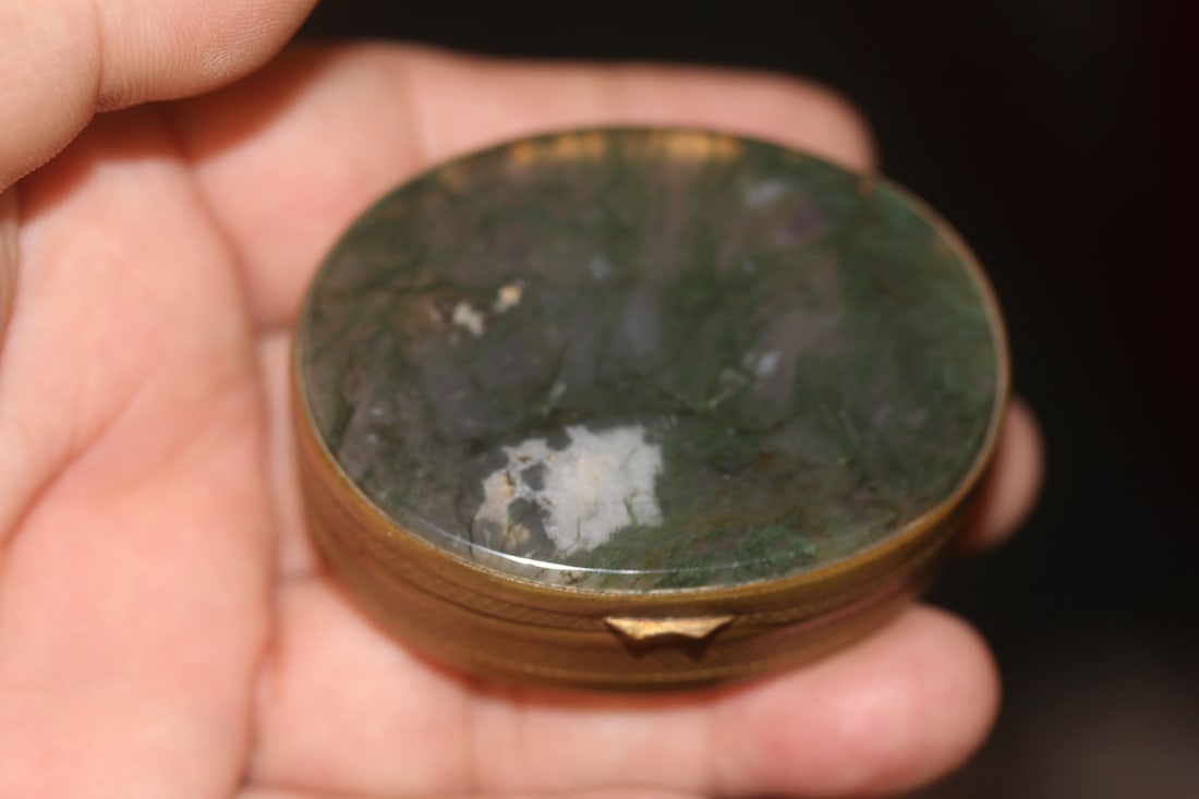 Onyx and Bronze Trinket Box: possibly bronze - antique - 2 1/4" in length
