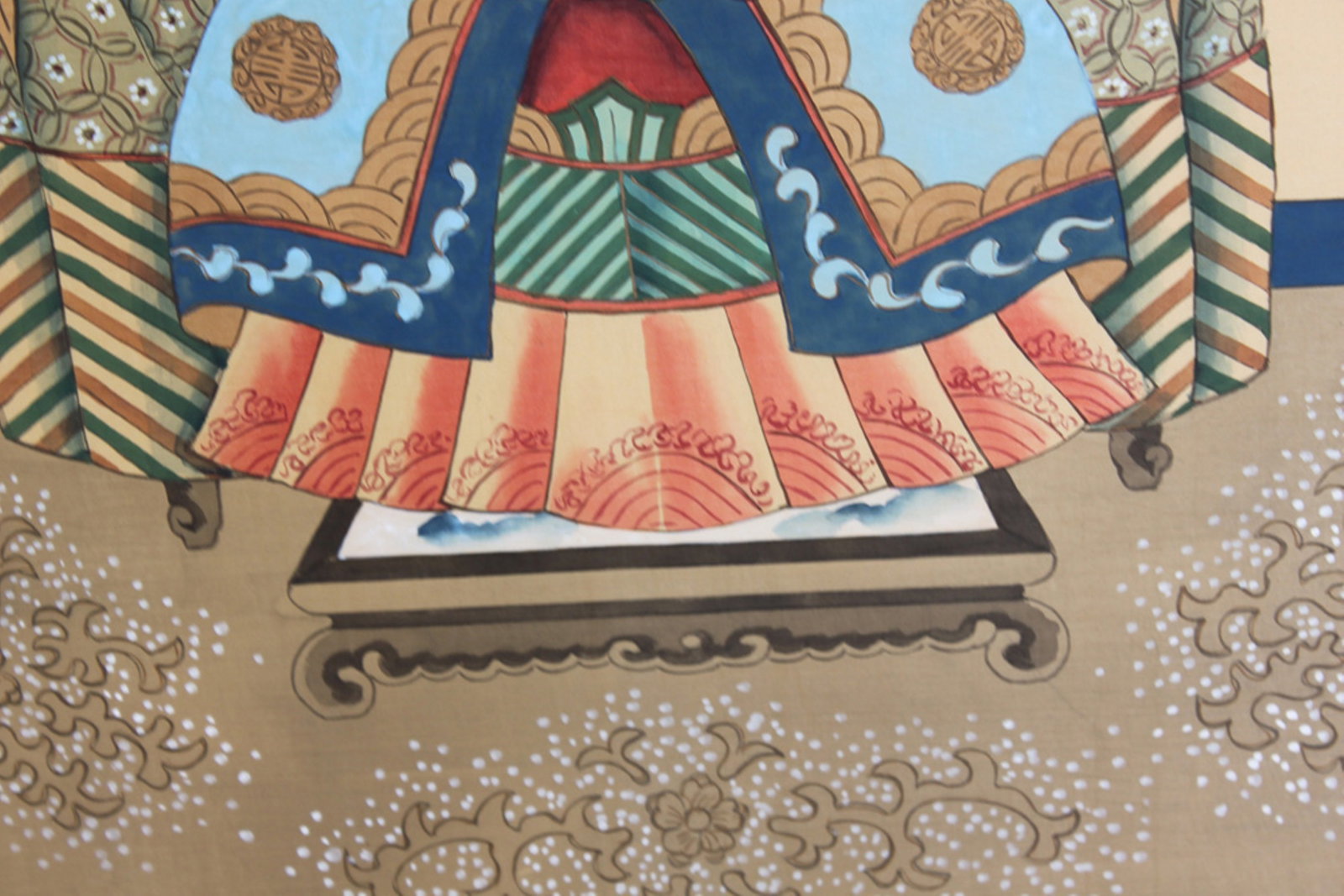 Pair of Chinese Ancestral Pastel on Silk - 8