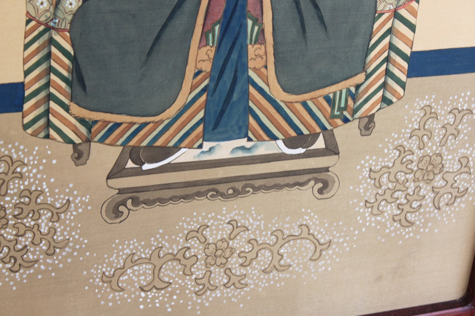 Pair of Chinese Ancestral Pastel on Silk - 9