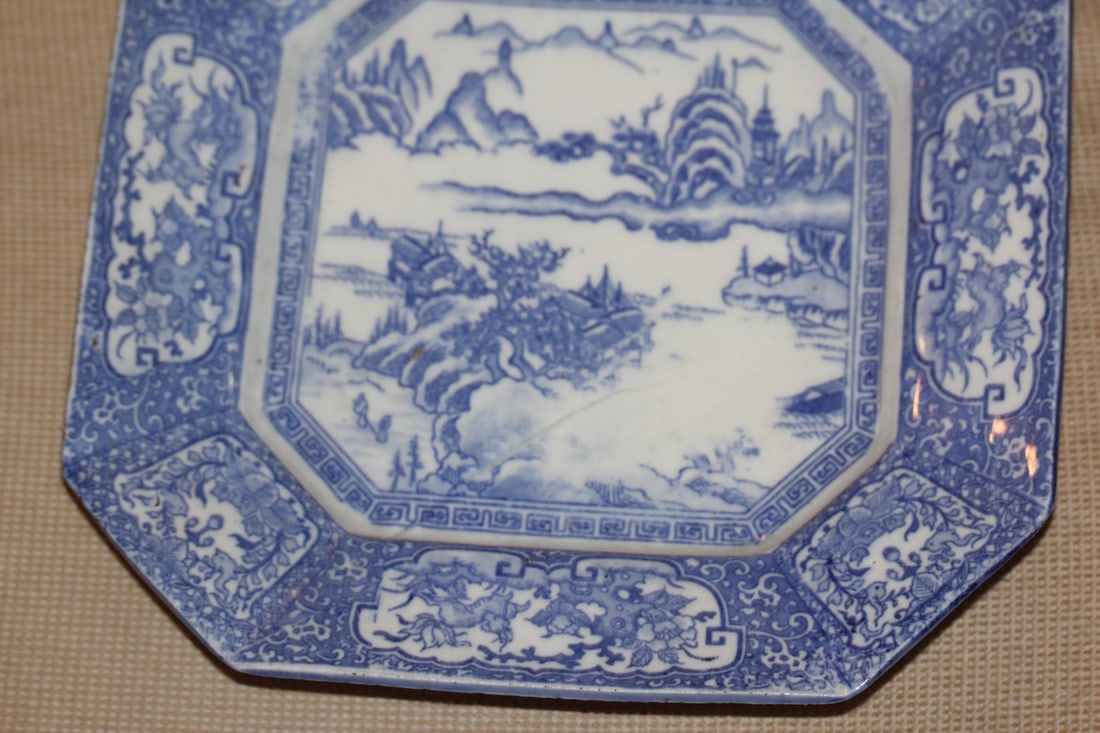Antique Japanese Blue and White Imari Plate - 3