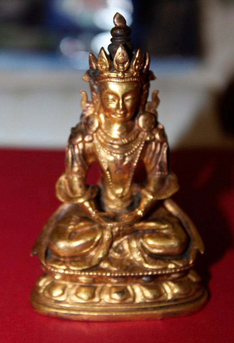 Small Rare Antique Chinese Gold Gilt Bronze Buddha: Heavy. Circa 18th / 19th century. 3 1/8" tall. Nicely detailed.