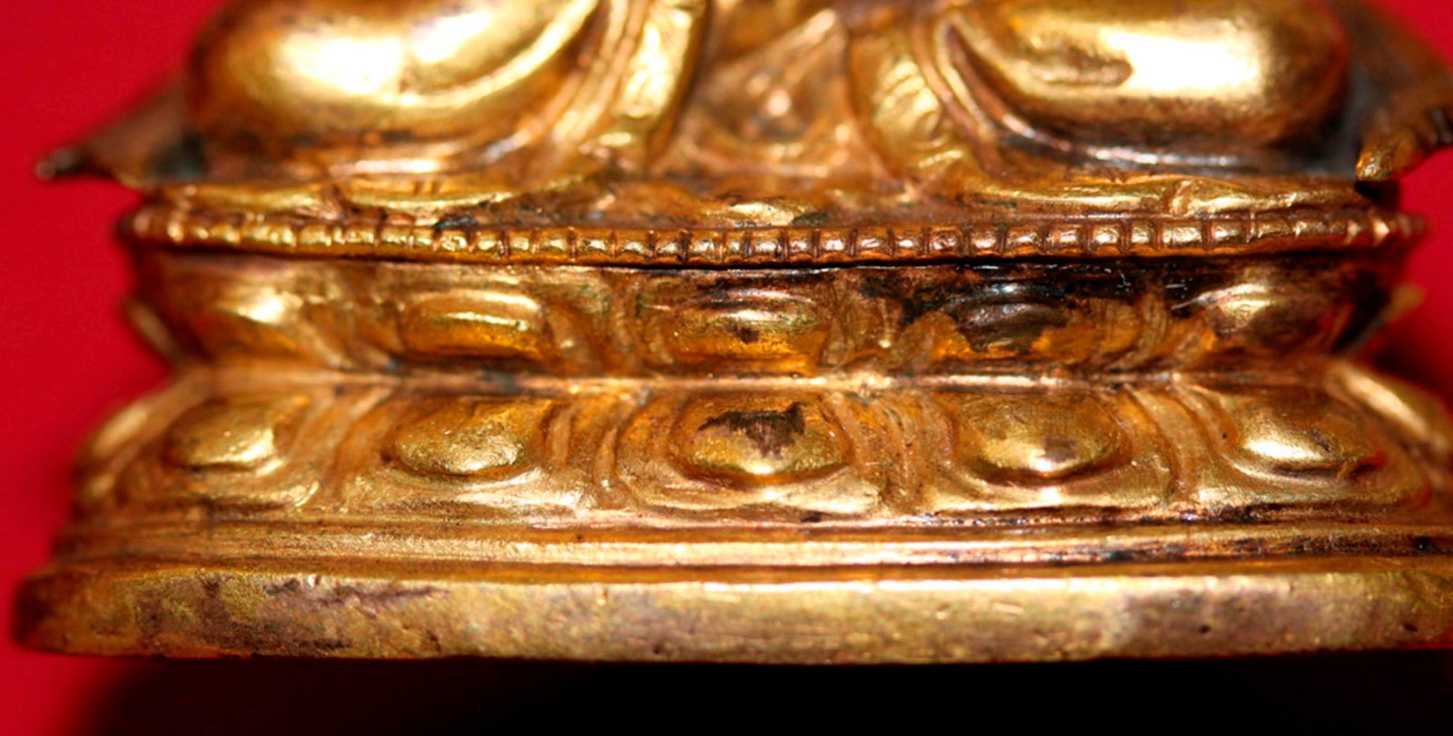 Small Rare Antique Chinese Gold Gilt Bronze Buddha - 6