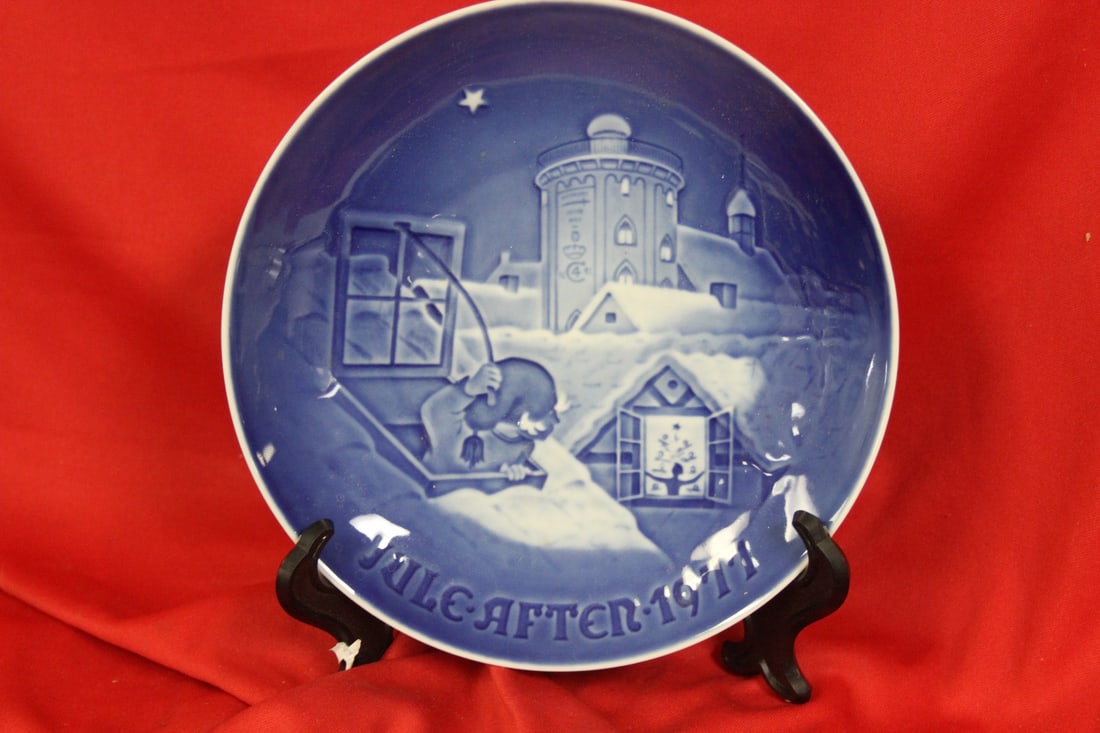 A B&G Collectors Plate: 7 1/8" in diameter