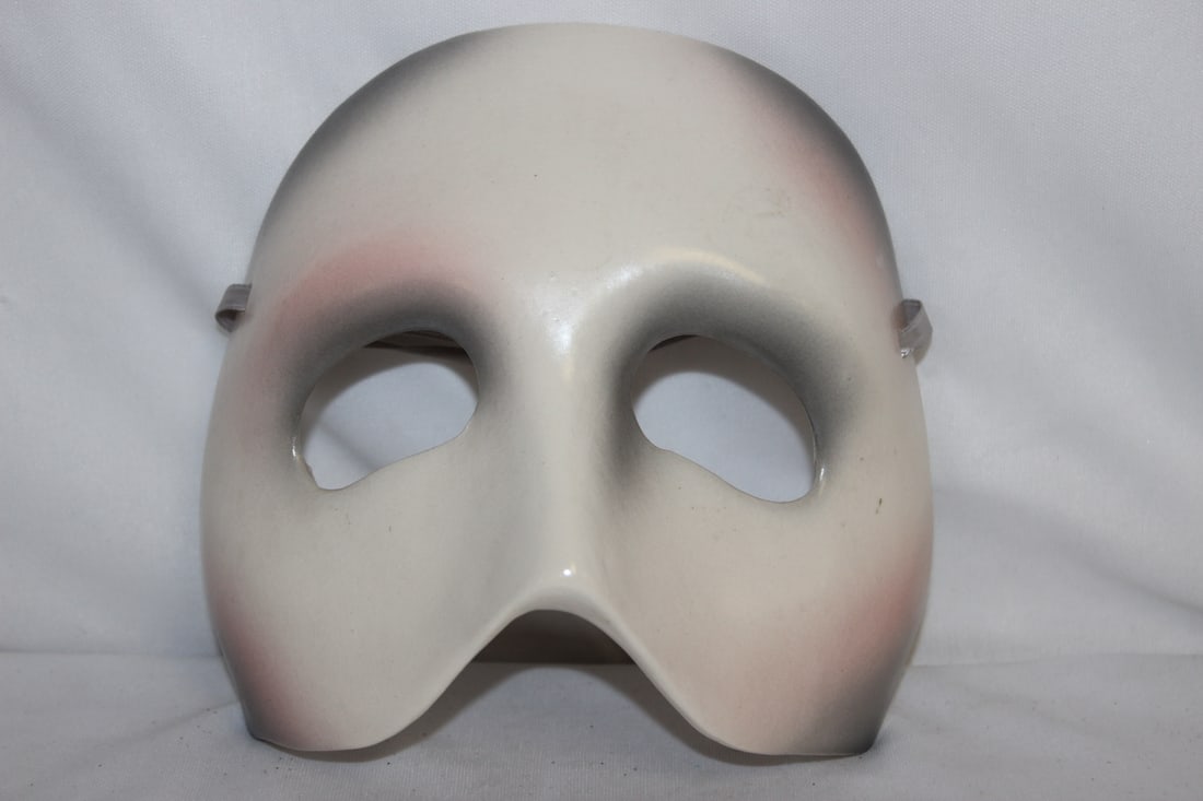 A Clay Art San Fransisco Mask - 2