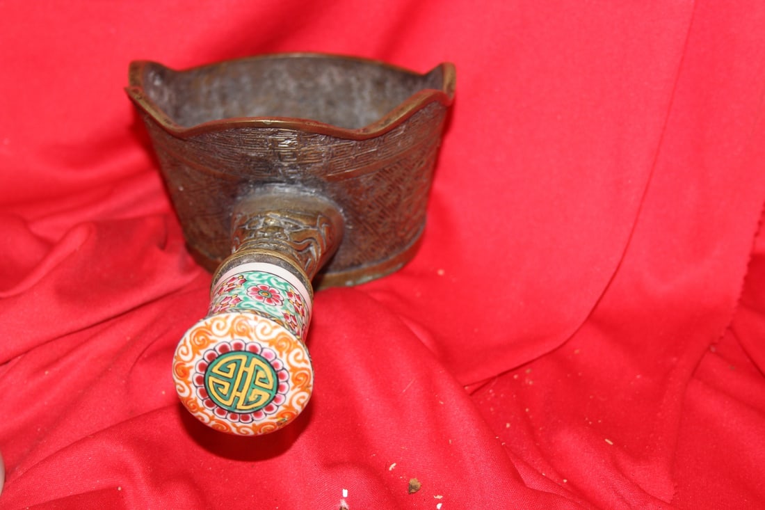 A Large Chinese Silk Iron - 2