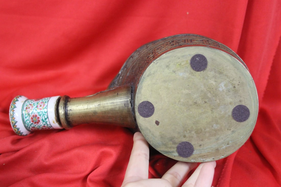 A Large Chinese Silk Iron - 4