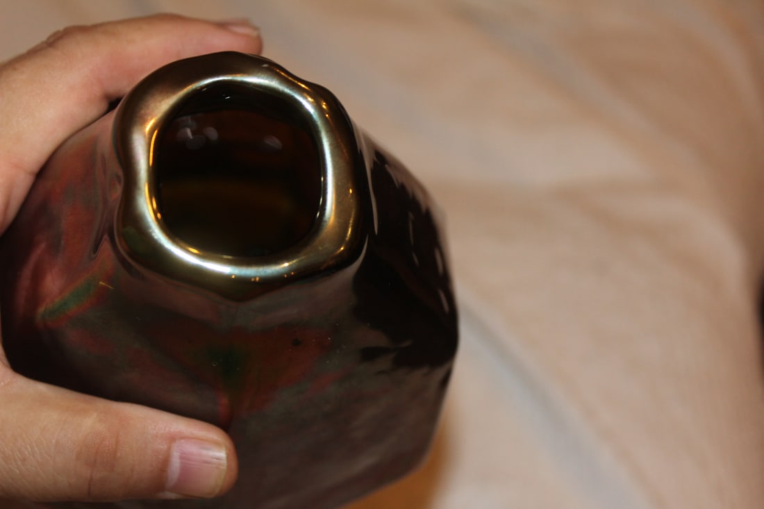 Geometric Iridescent Art Glass Vase - 2
