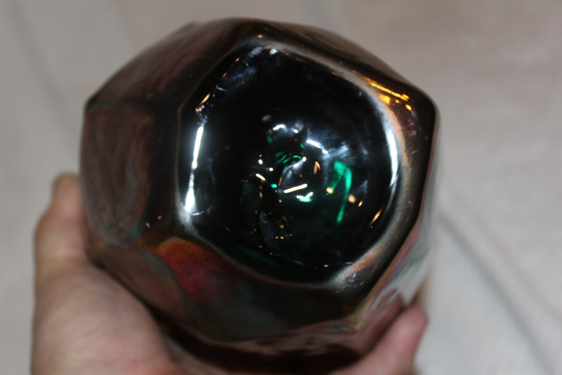 Geometric Iridescent Art Glass Vase - 4