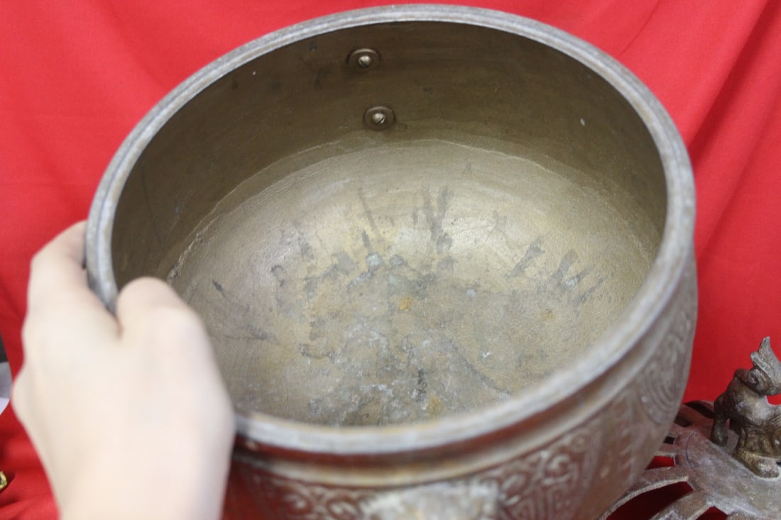 A Metal Urn - 4