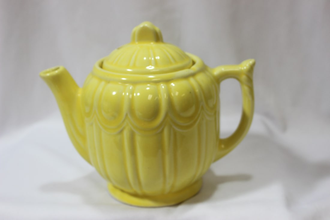 A Vintage Yellow Shawnee Teapot - 2