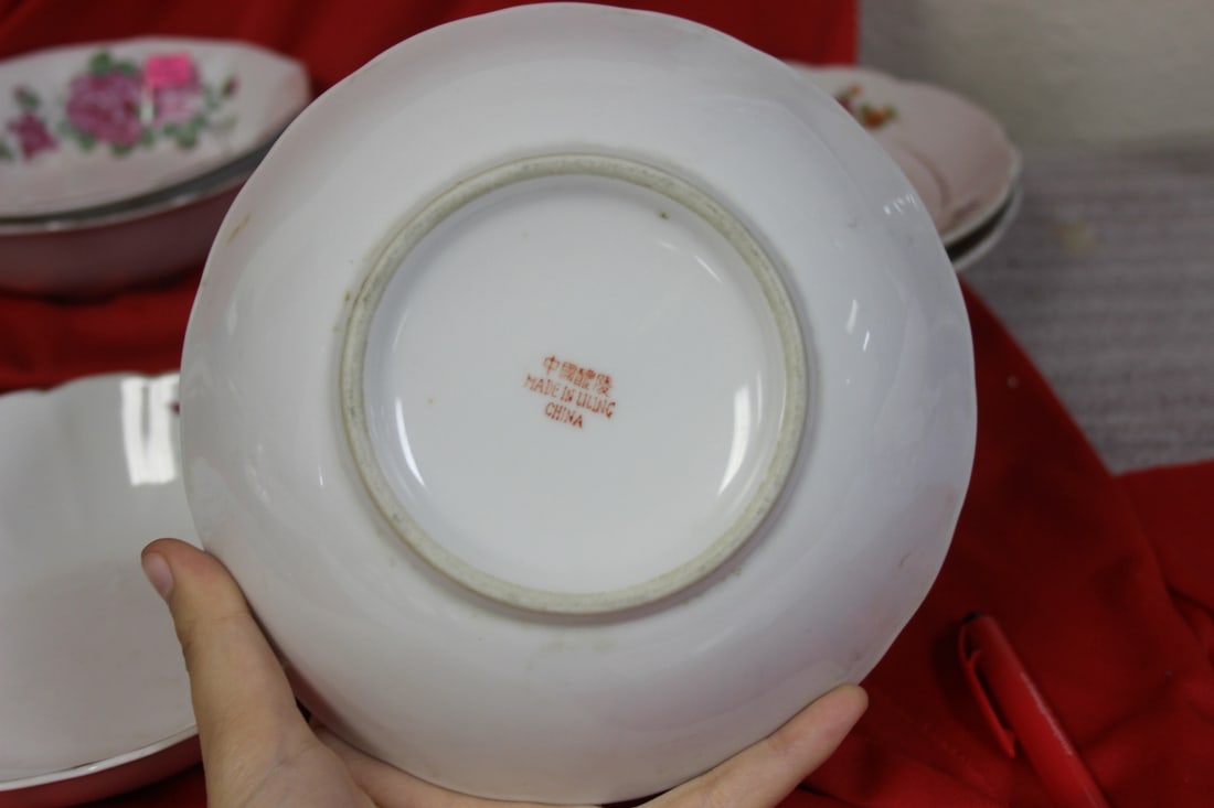 Set of Two Chinese Export Bowl - 2