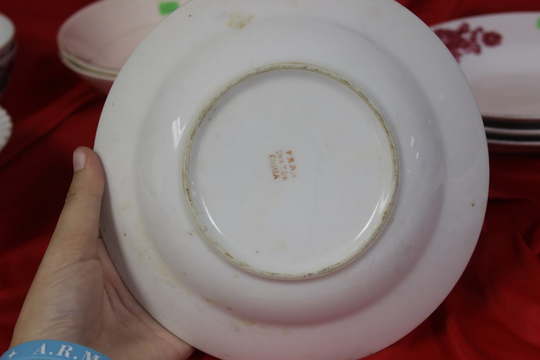 A Vintage Chinese Soup Bowl - 2