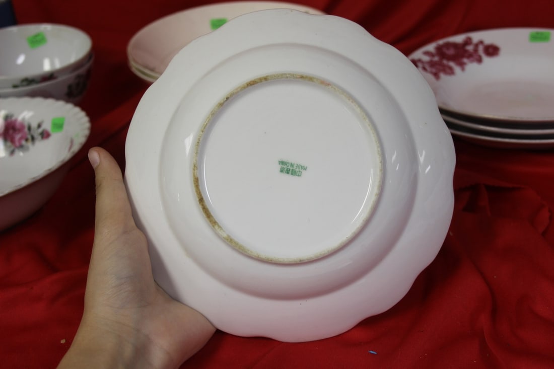 A Chinese Export Soup Bowl - 2
