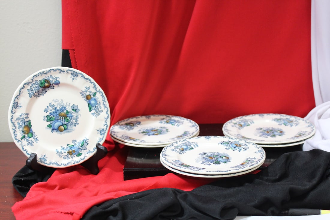 Lot of 7 Mason's Bread Plates: fruit basket pattern - 5 3/4" in diameter