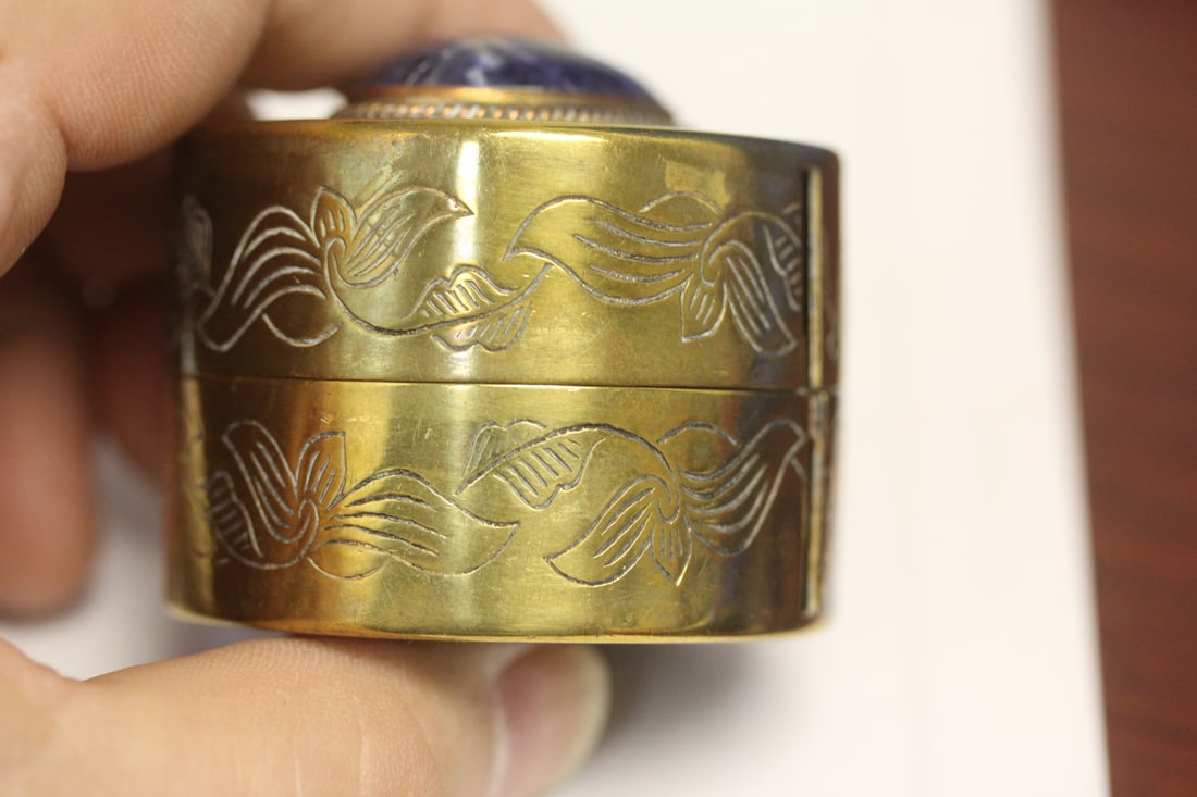 A Vintage Chinese Trinket Box - 3