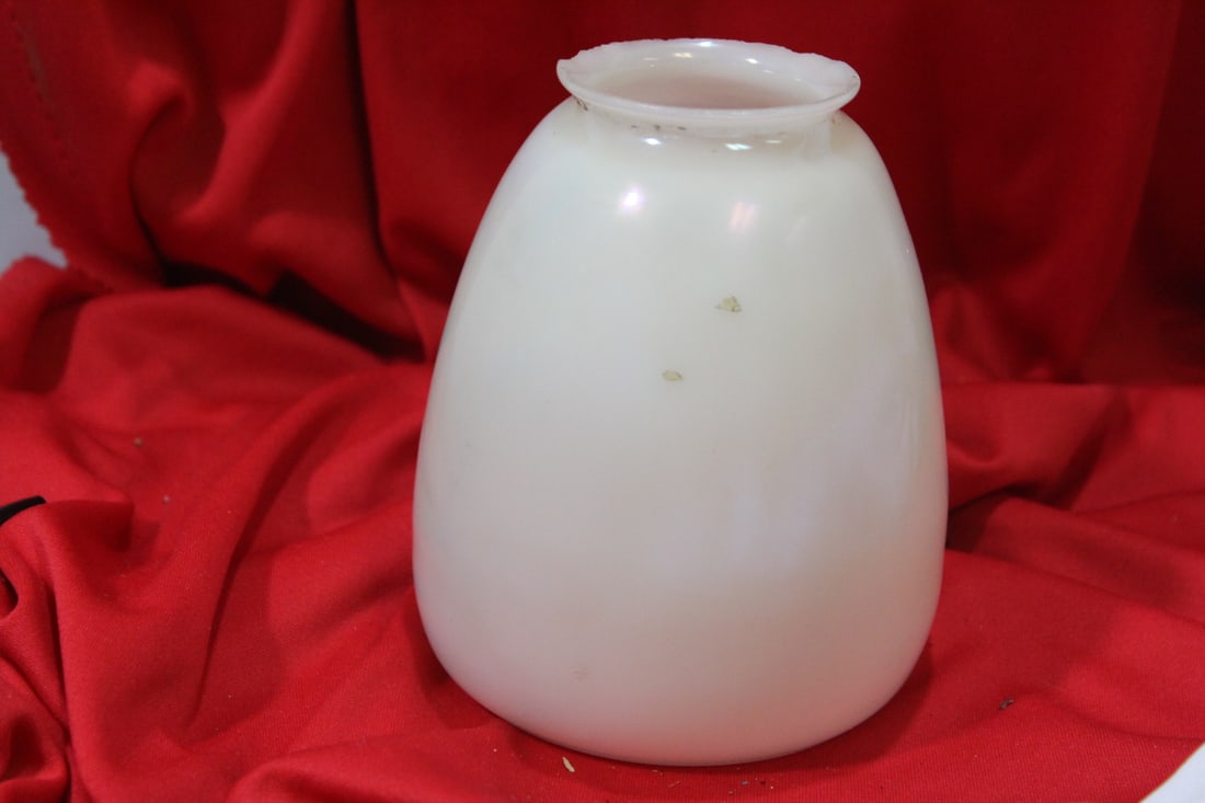 A Vintage Calcite? Lamp Shade - 4