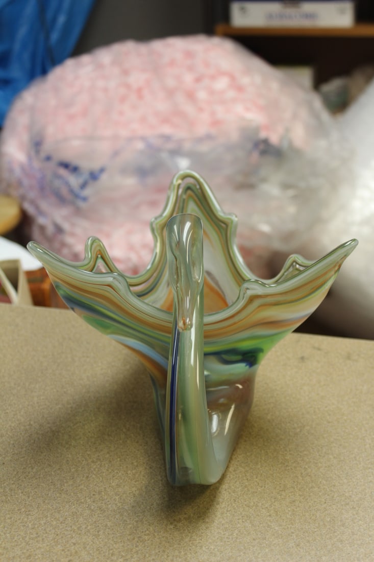 Art Glass Swan Planter - 2