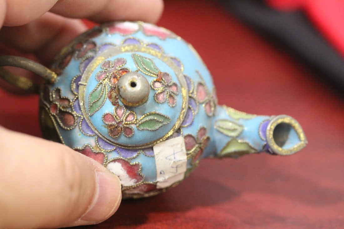 A Vintage Chinese Small Cloisonne Teapot - 5