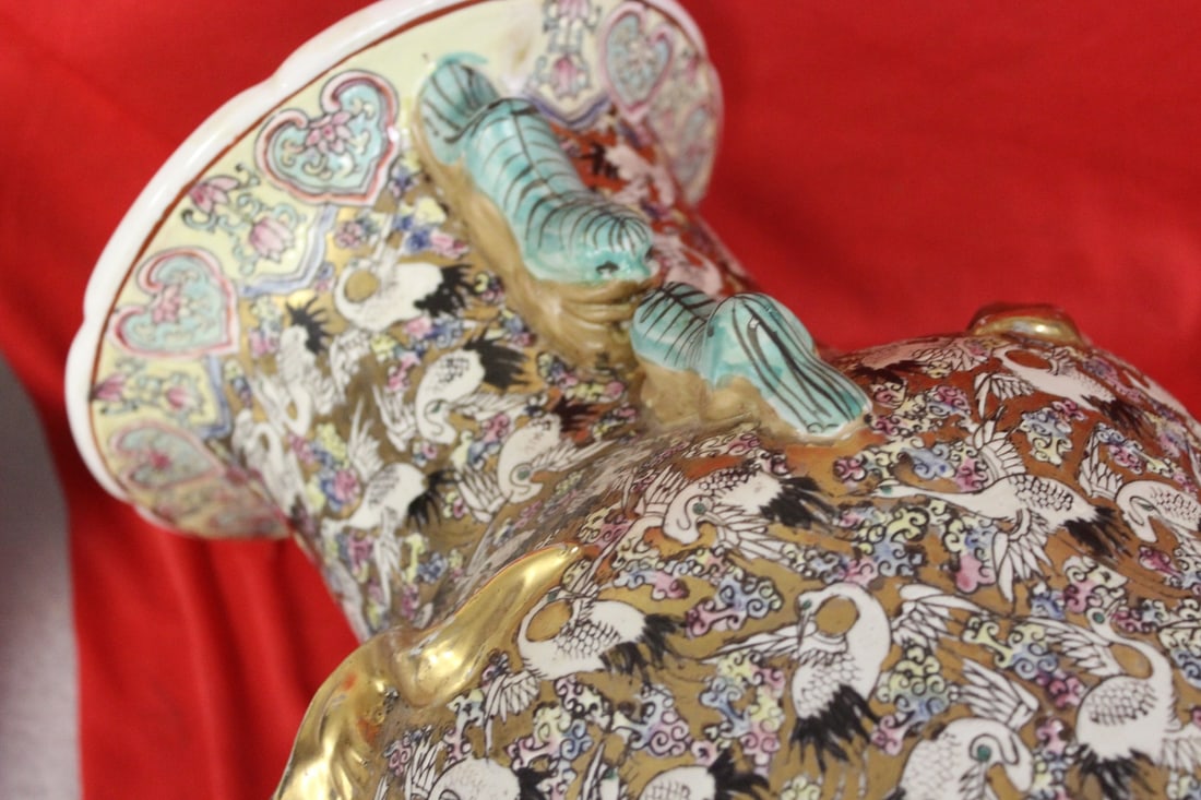 A Chinese Vase - 8