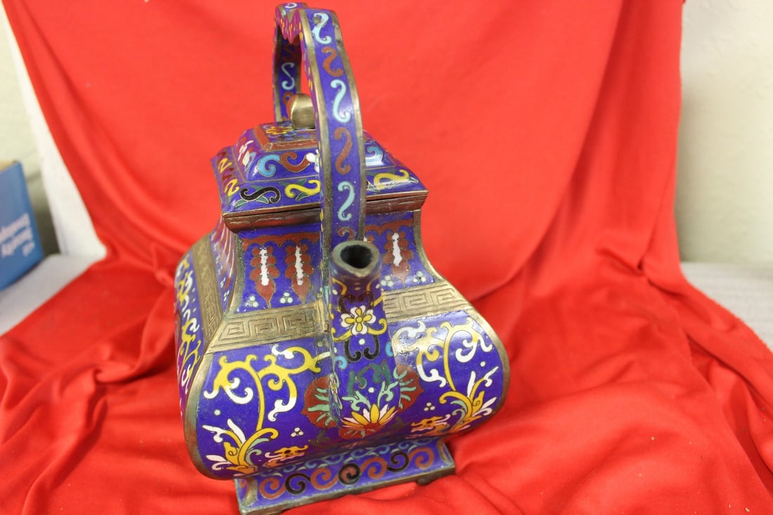 A Large Cloisonne Teapot - 6