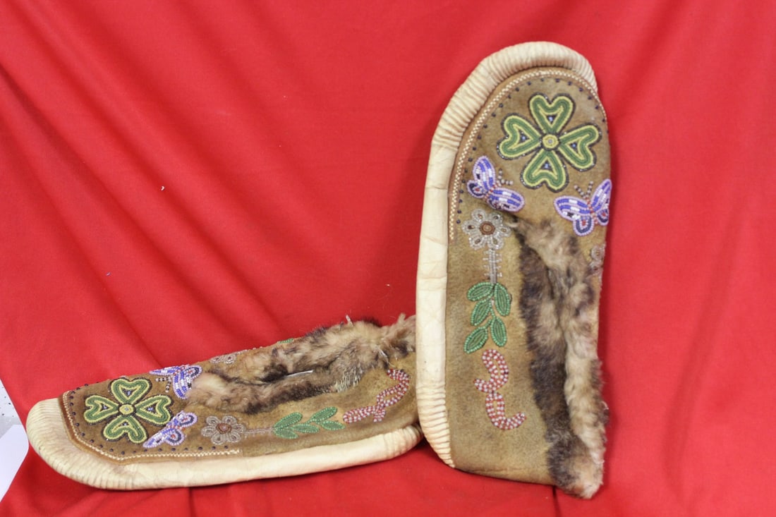 A Pair of Native American Indian Mocassin Suedes: Approximately 10" in length
