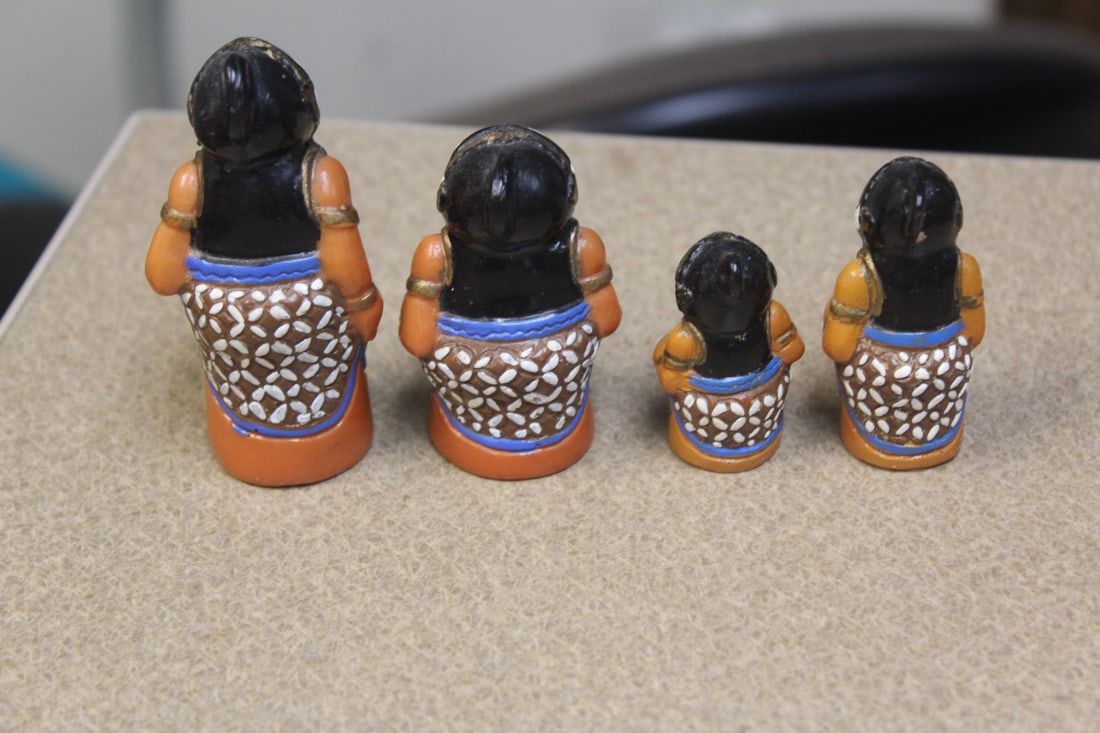 Lot of 4 Oriental Figurines - 3