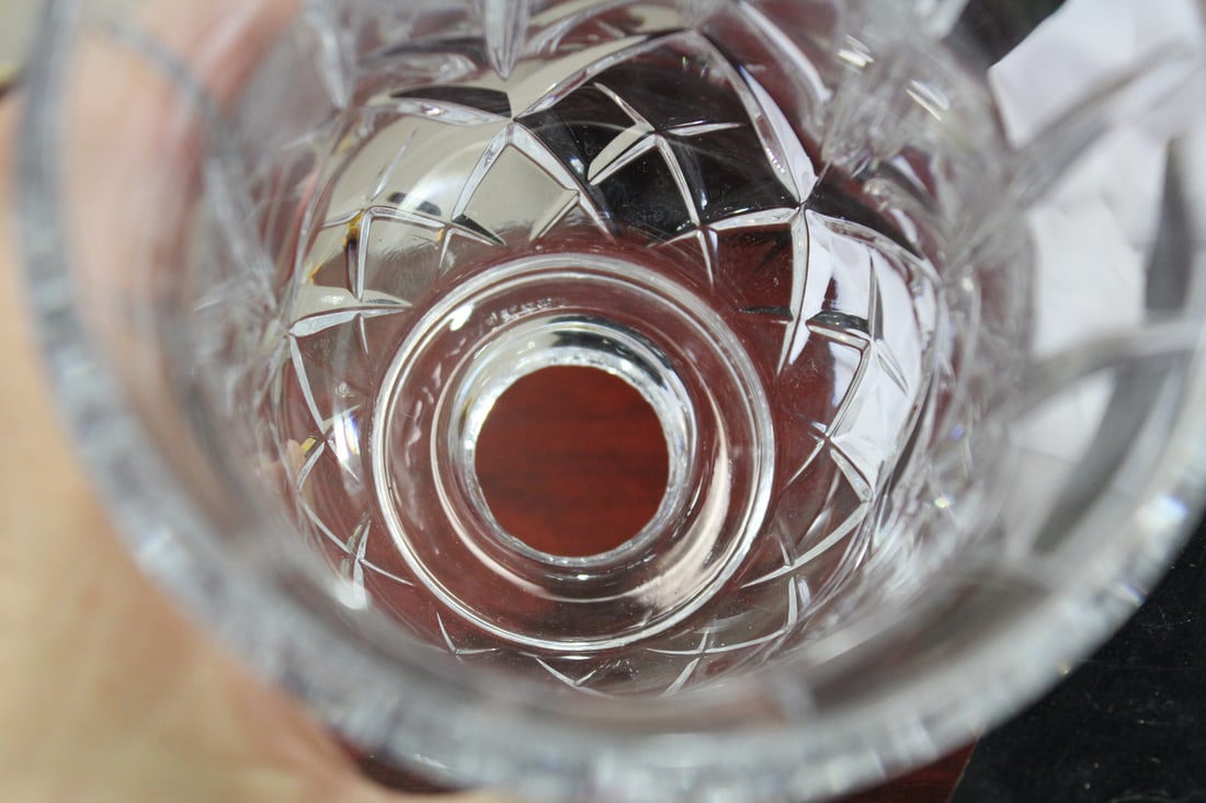 A Cut Glass Lamp Shade - 4