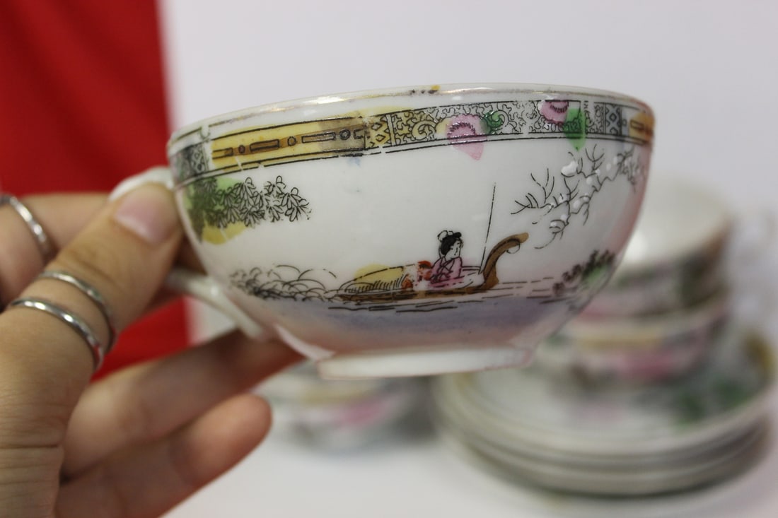 Set of 5 Vintage Japanese Cup and Saucer - 6