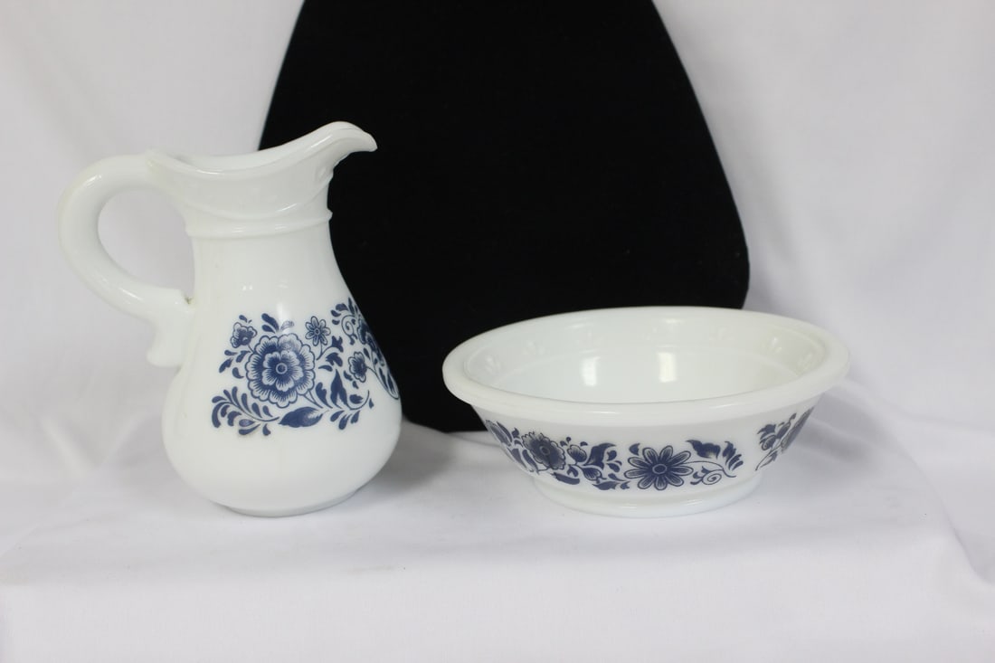Avon Milkglass Miniature Pitcher and Bowl - 3
