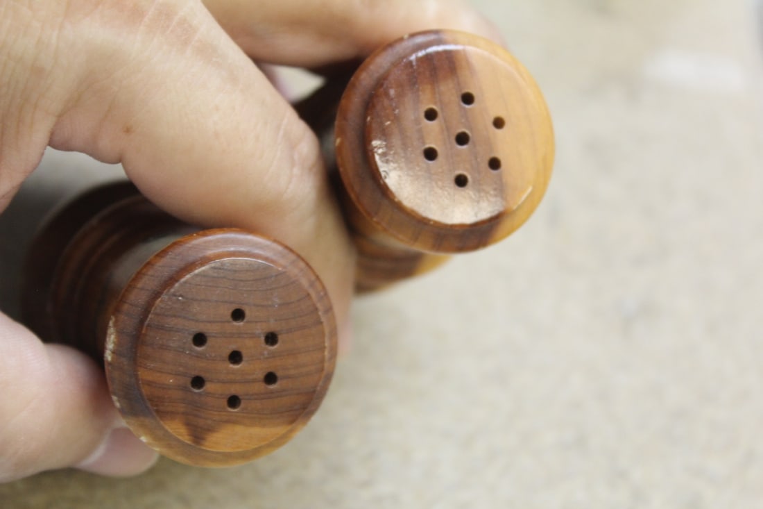 Niagara Falls Wooden Salt and Pepper Shakers - 3