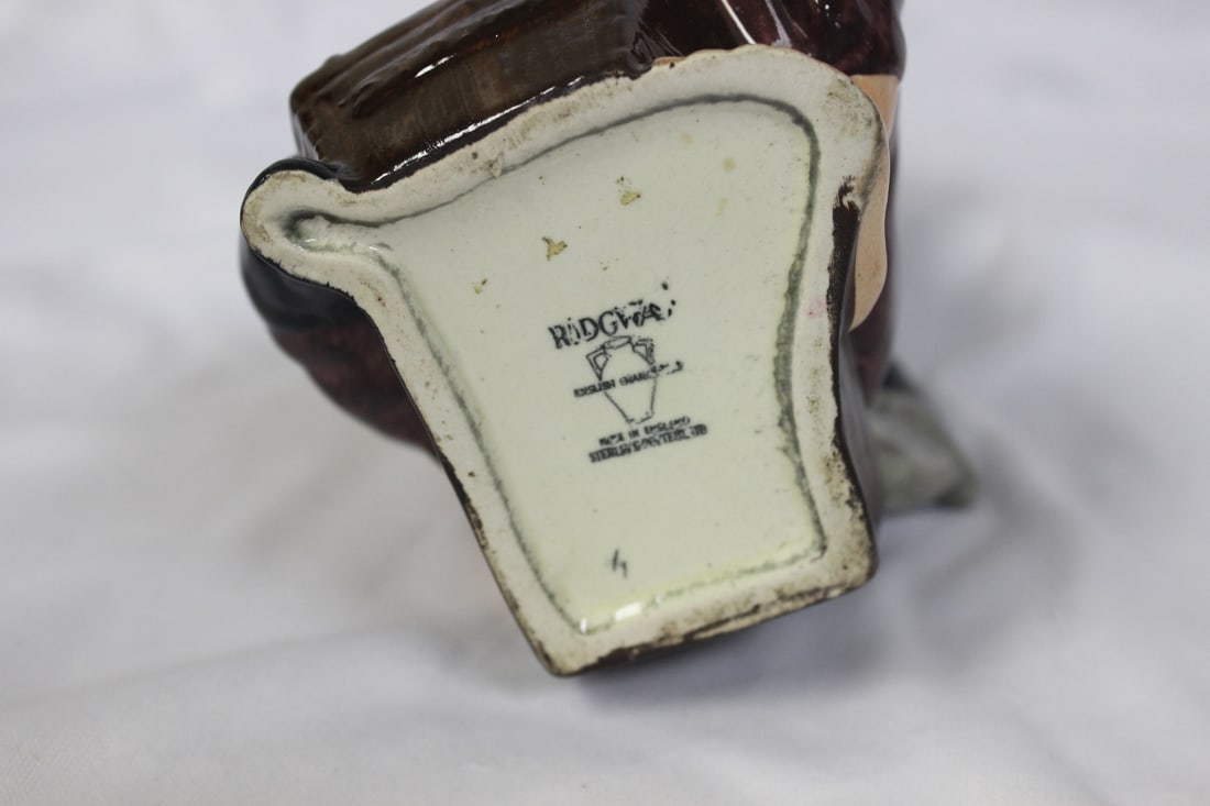 A Tobey Jug - 7