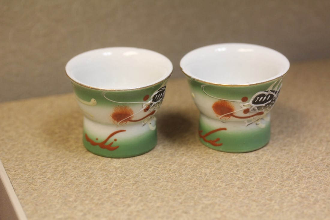 Japanese dragon saki cups - 3