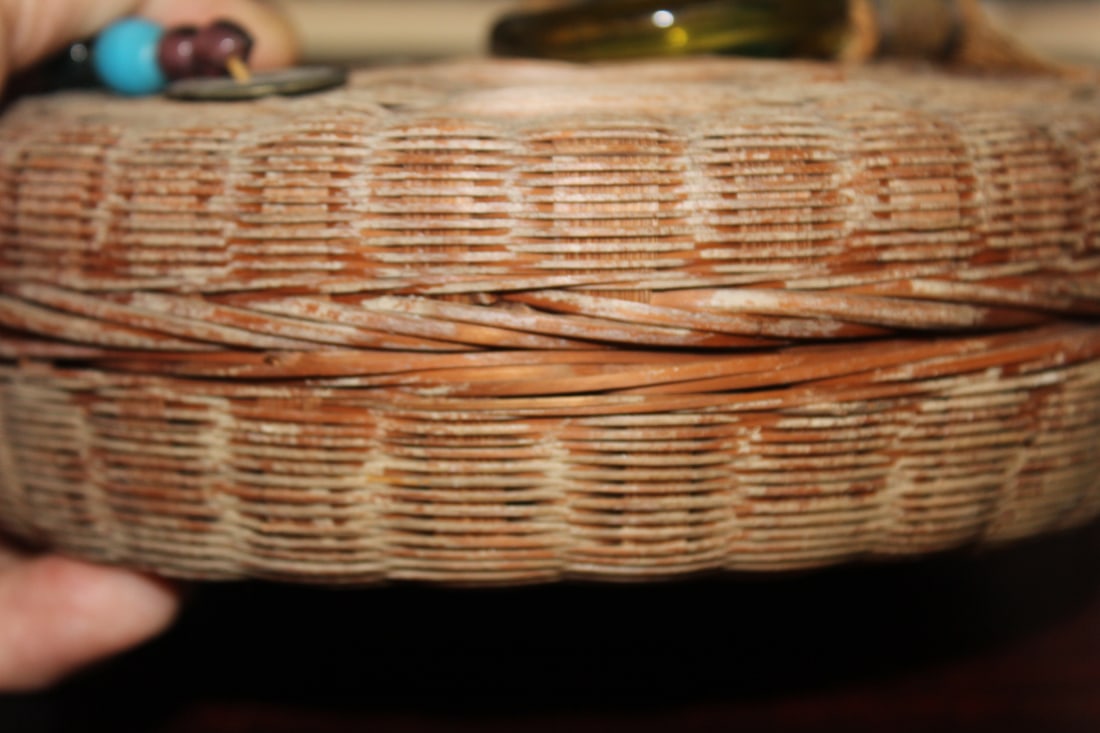 An Antique Chinese Sewing Basket - 2