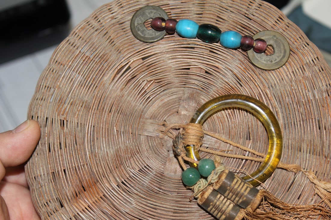 An Antique Chinese Sewing Basket - 6