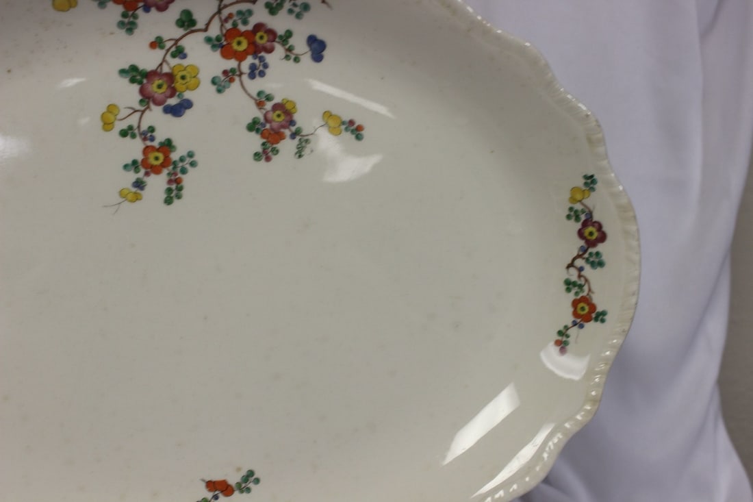 A Homer Laughlin Ovela Plate - 4