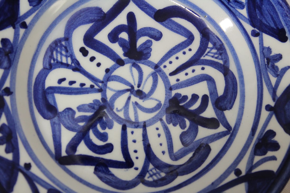 A Blue and White Small Plate - 3
